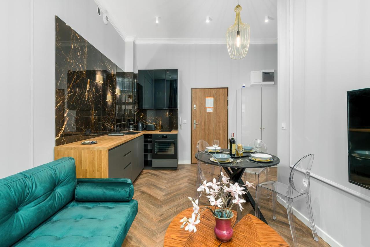 Central Apartments Garbary By Noclegi Renters Poznan Exterior photo